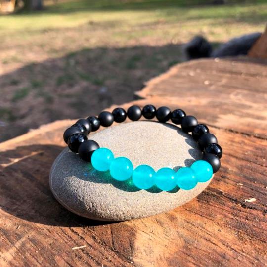 Minerální náramek jadeit, onyx - ODVAHA